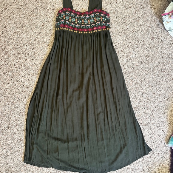 NATURAL LIFE Dresses & Skirts - NATURAL LIFE Gray Maxi Dress with Colorful Embroidery